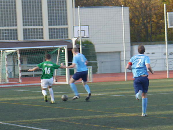 MTV 1846 Gieen - SV Leusel  0-2  30