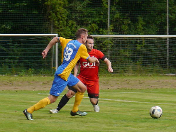 SF Blau-Gelb Marburg - SV Leusel  2-2  30