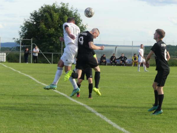 SV Emsdorf - SV Leusel  0-3  25