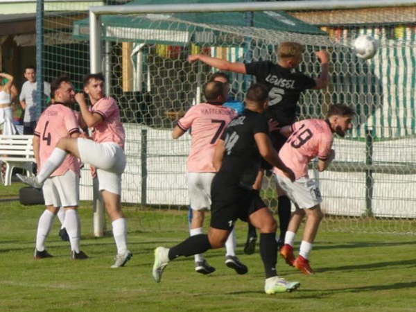 SV Hattendorf - SV Leusel  1-3 15