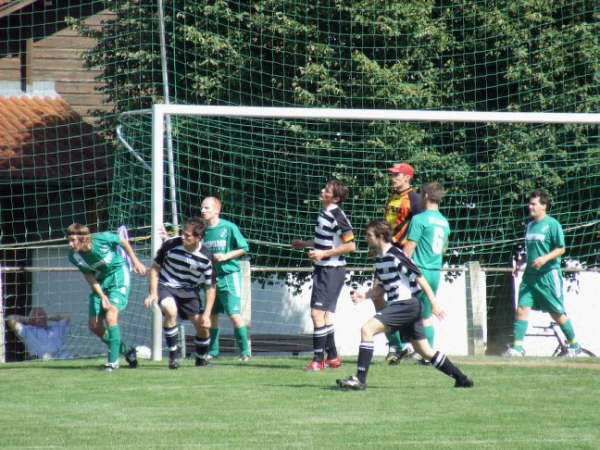 SV Leusel - FSG Kirtorf 1-1 23