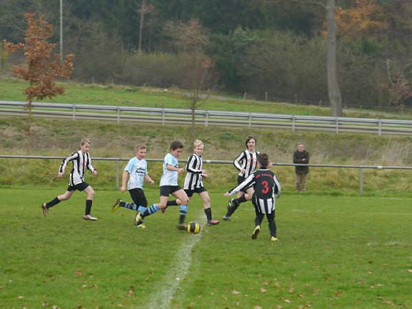 SV Leusel - JFV Alsfeld-Bechtelsberg 2   2-0 22