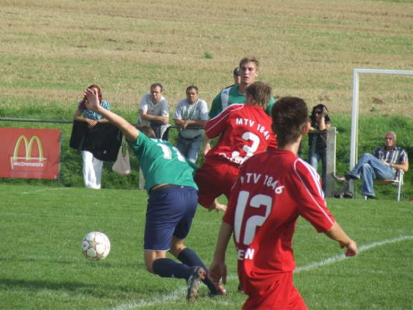 SV Leusel - MTV 1846 Gie�en 2-1 12