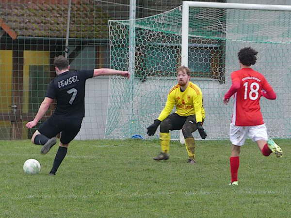 SV Leusel - MTV 1846 Gie�en  0-0  14