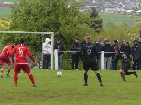 SV Leusel - SG Kinzenbach  2-3  21