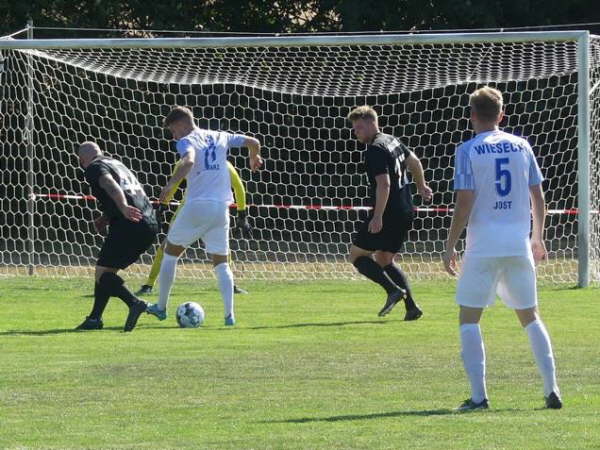 SV Leusel - TSG Wieseck  3-4  28