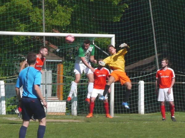 SV Leusel - TuS Naunheim  2-0  06