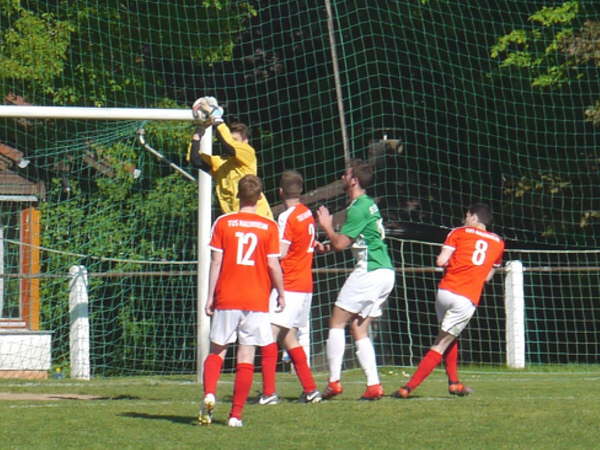 SV Leusel - TuS Naunheim  2-0  06