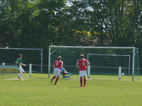 SV Leusel - TuS Naunheim  2-0  06