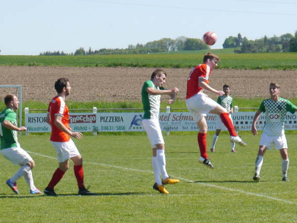 SV Leusel - TuS Naunheim  2-0  06