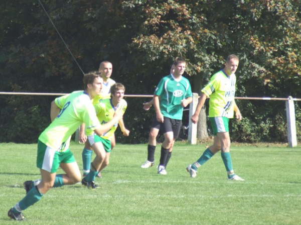 SV Leusel II - VfR Gro�-Felda 4-2 27