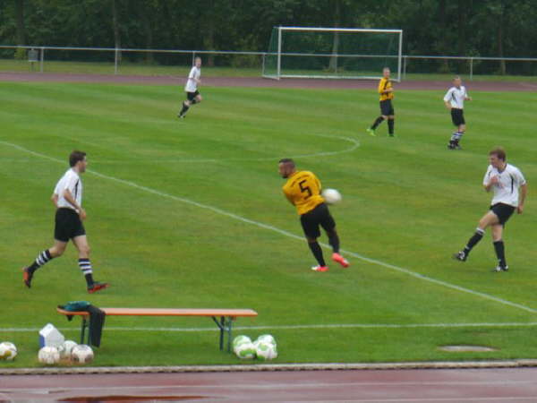 SV Leusel ll - FSG Kirtorf ll 2-0 25