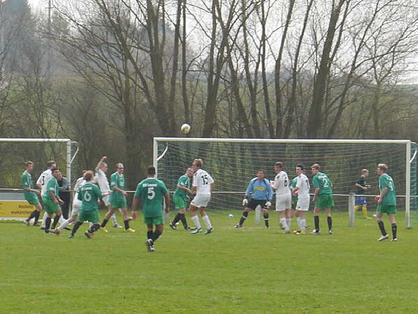SV Leusel ll - TV-VfR Gro�-Felda 1-1 21
