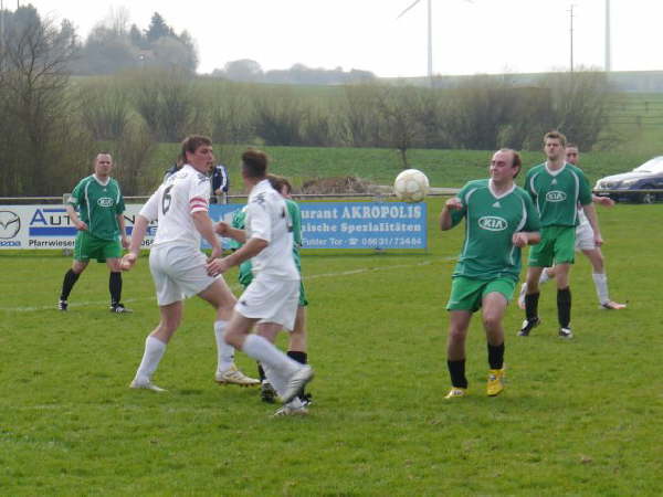 SV Leusel ll - TV-VfR Gro�-Felda 1-1 21