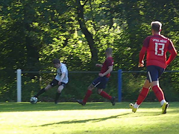 SV Mcke - SV Leusel  2-5  06