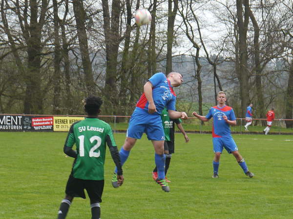 SV M�cke ll - SV Leusel ll  0-1  14