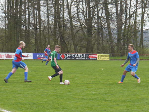 SV M�cke ll - SV Leusel ll  0-1  14