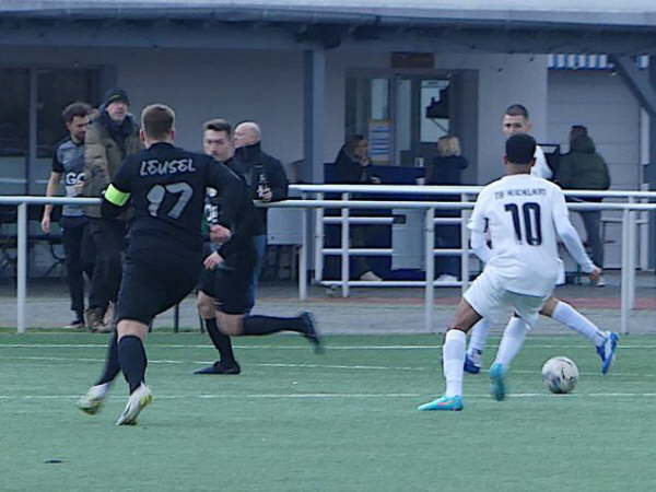 TSF Heuchelheim - SV Leusel  1-3  17