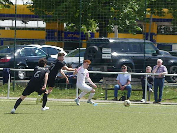 T�rkiyemspor Gie�en - SV Leusel  4-3  11